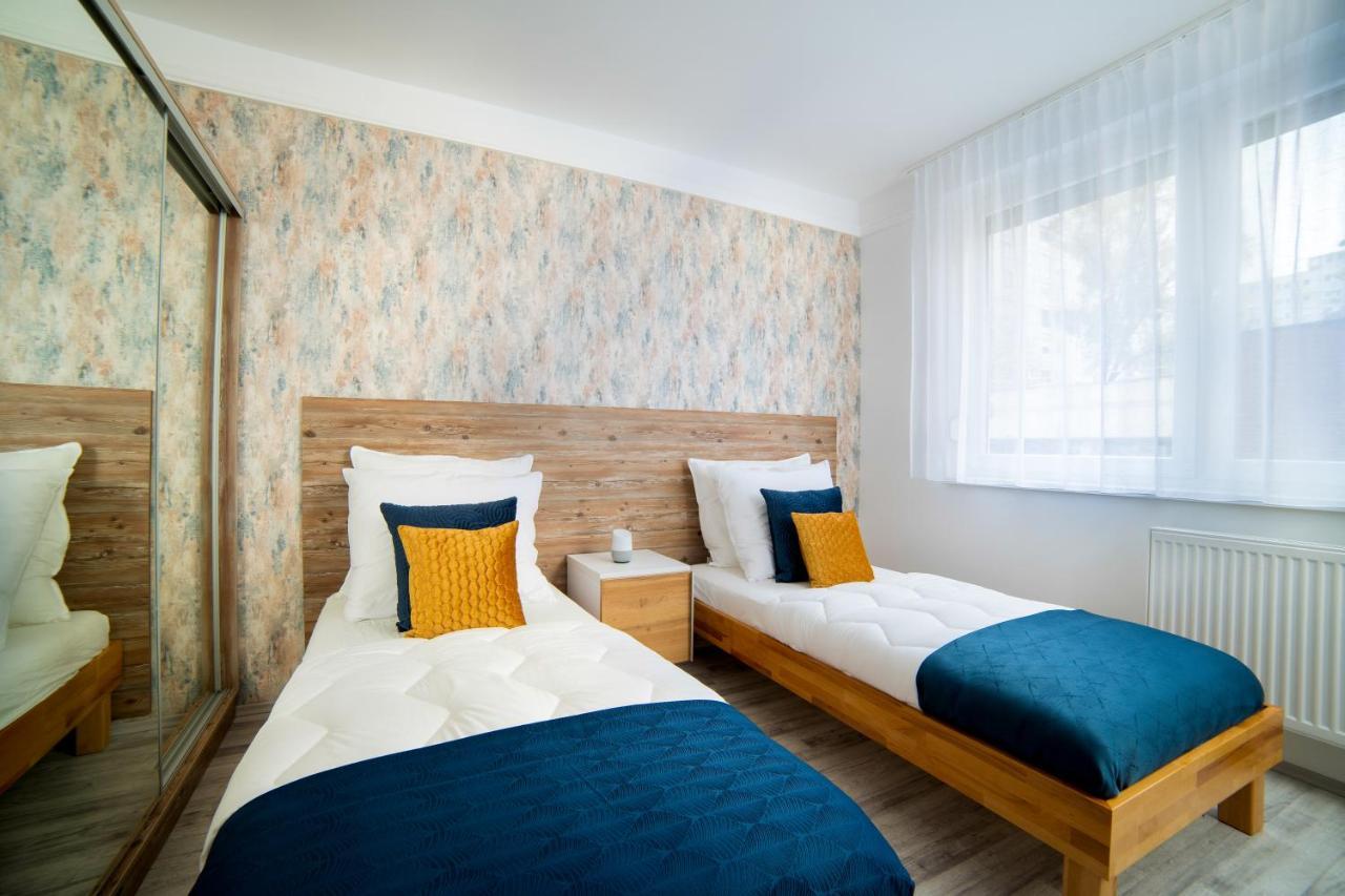 Comfort 18 - Best Family Layout- Balcony & Parking Miskolc Exterior foto